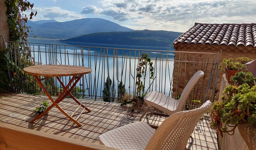 photo terrasse Sainte-Croix du verdon